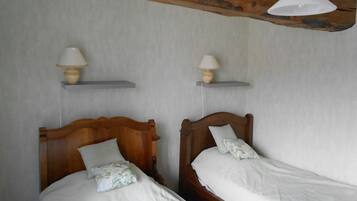 4 chambres, fer et planche Ă repasser, Wi-Fi gratuit, draps fournis