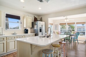 House (4 Bedrooms) | Property amenity