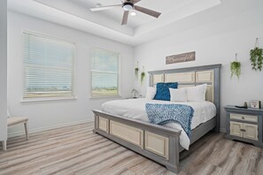 House (4 Bedrooms) | Property amenity