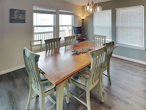 House (4 Bedrooms) | Property amenity - Frisco Flats by Miss Kitty’s (Rockport)