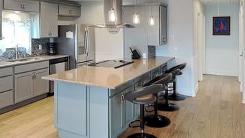 House (2 Bedrooms) | Property amenity