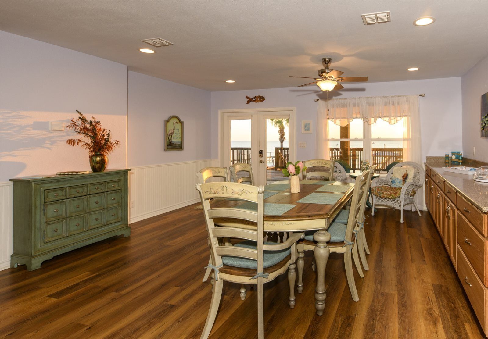 House (2 Bedrooms) | Property amenity