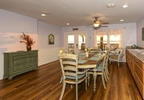 Casa (2 Bedrooms) | Servicio de la propiedad