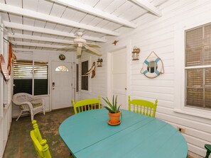 Casa (3 Bedrooms) | Servicio de la propiedad