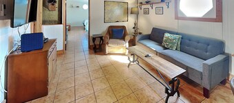 Captain Dave's by Miss Kitty’s