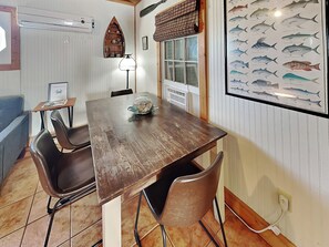 Property amenity - Captain Dave's by Miss Kitty’s (Rockport)