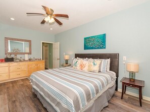 獨棟房屋, 多張床, 庭院 | 4 間臥室、免費無線上網、床單