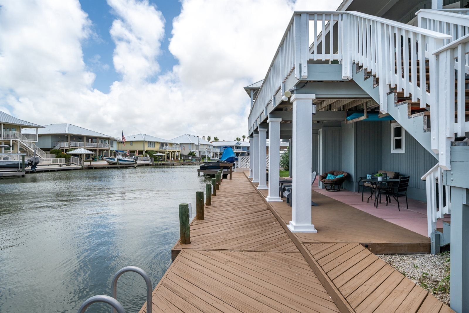 House (5 Bedrooms) | Front of property