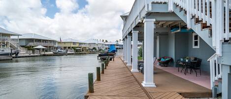 House (5 Bedrooms) | Front of property