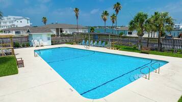 House (5 Bedrooms) | Property amenity