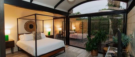 4 bedrooms, desk, iron/ironing board, free WiFi