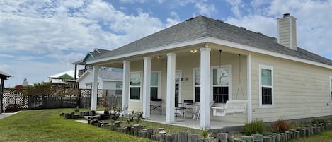 House (4 Bedrooms) | Property amenity