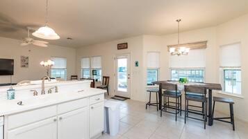 Maison (4 Bedrooms) | Ăquipement de lâhĂ©bergement