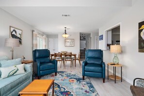 콘도 (2 Bedrooms) | 숙박 시설 내 편의 시설/서비스