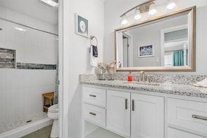 Condo (2 Bedrooms) | Servicio de la propiedad