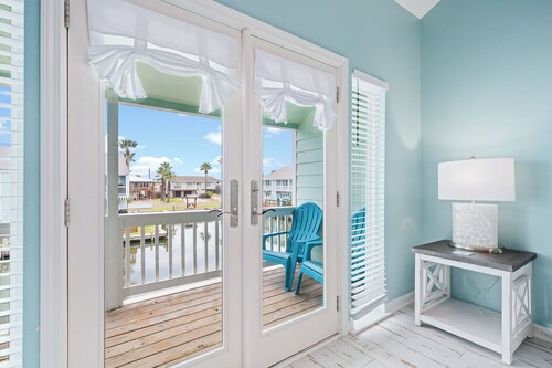 Coastal Bliss by Miss Kitty’s