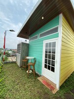 Deluxe Cabin | Terrace/patio