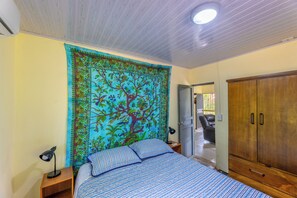 2 bedrooms, desk, free WiFi, wheelchair access