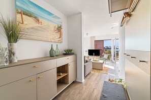 TV, stereo - Sealove 2- EG, Barrierearm, Hafenblick, Terrasse, Hund, Infrarotsauna (Olpenitz)