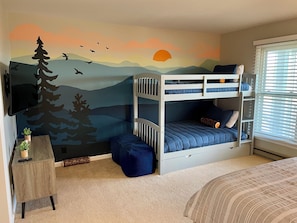 4 chambres, fer et planche à repasser, lit parapluie, Wi-Fi gratuit