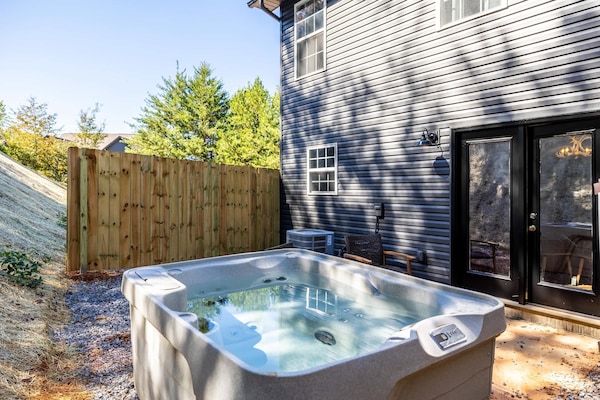 Bain à remous extérieur