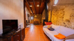 Familienapartment | Wohnbereich | Flachbildfernseher