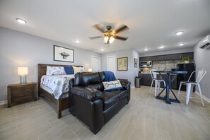 1 bedroom, individually decorated, individually furnished, free WiFi - Big Tree Cottages by Miss Kitty’s (Rockport)