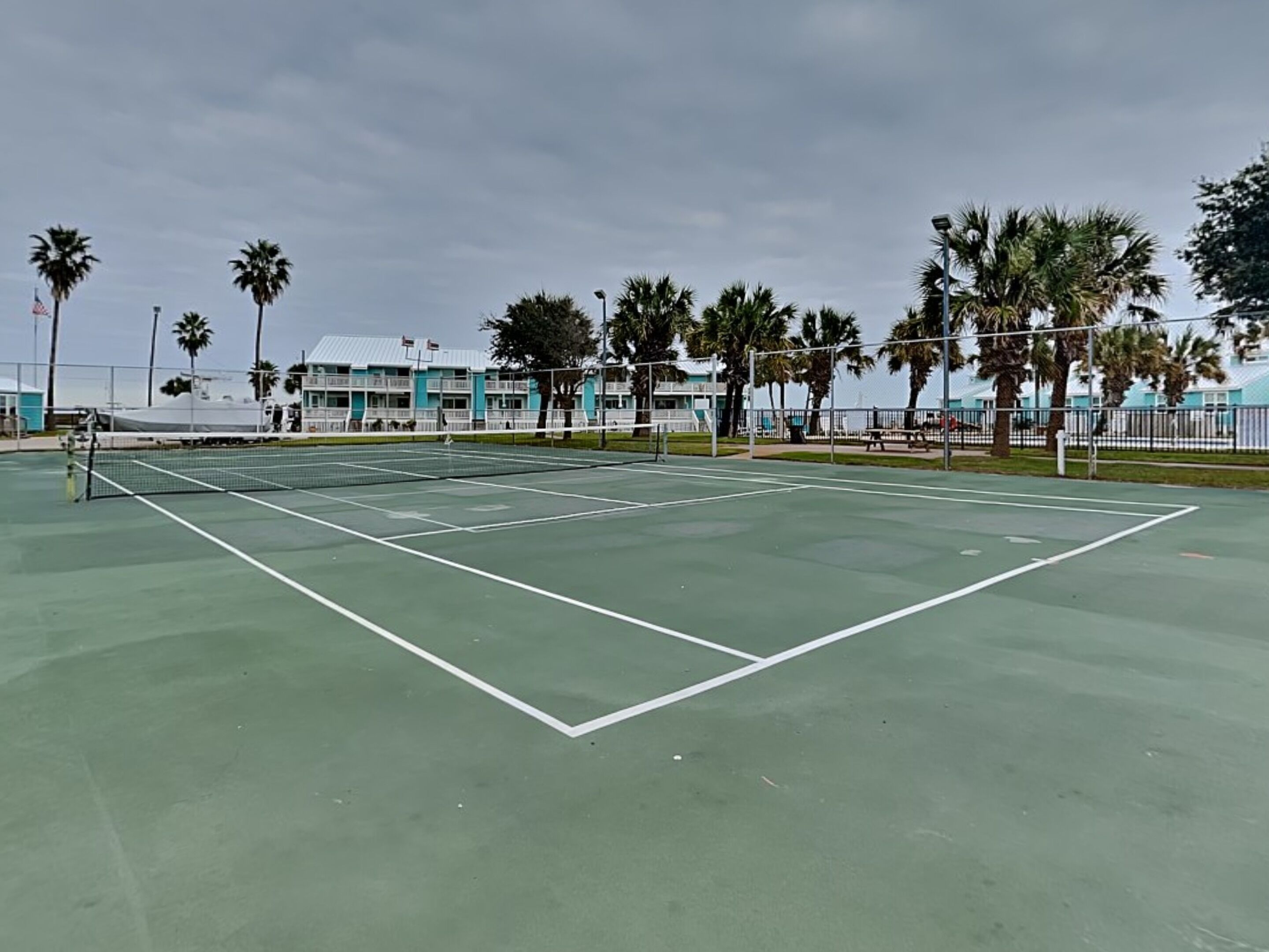 Condo (2 Bedrooms) | Property amenity