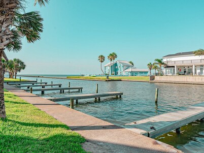Kontiki Bayfront Condos