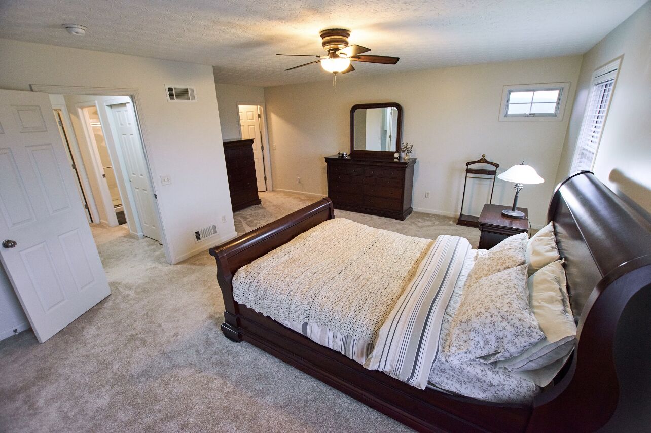 4 bedrooms, desk, iron/ironing board, free WiFi