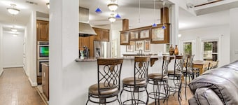 Where Groups Gather to Relax, Restore & Celebrate - Events are welcome. 8400SF