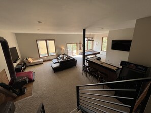 Smart TV, fireplace, video games, DVD player