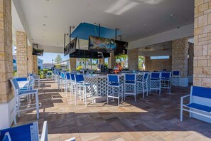 Bar (en la propiedad)