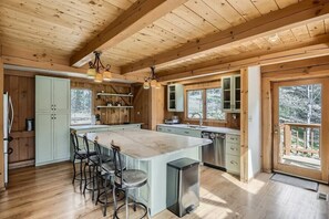 Uklassifisert bilde, 2 av 41, knapp