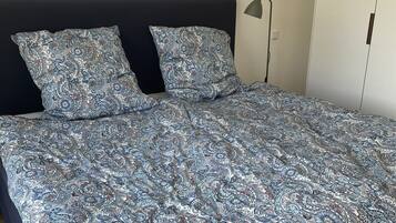 2 chambres, Wi-Fi gratuit, draps fournis