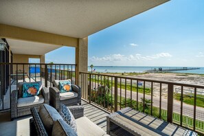 콘도, 침대(여러 개), 발코니 (#215 - Pets) | 숙박 시설 구내