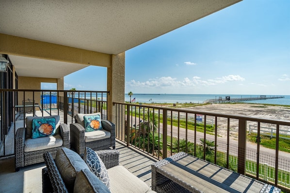 Condo, Plusieurs lits, balcon (#215 - Pets) | Terrain de l’hébergement 