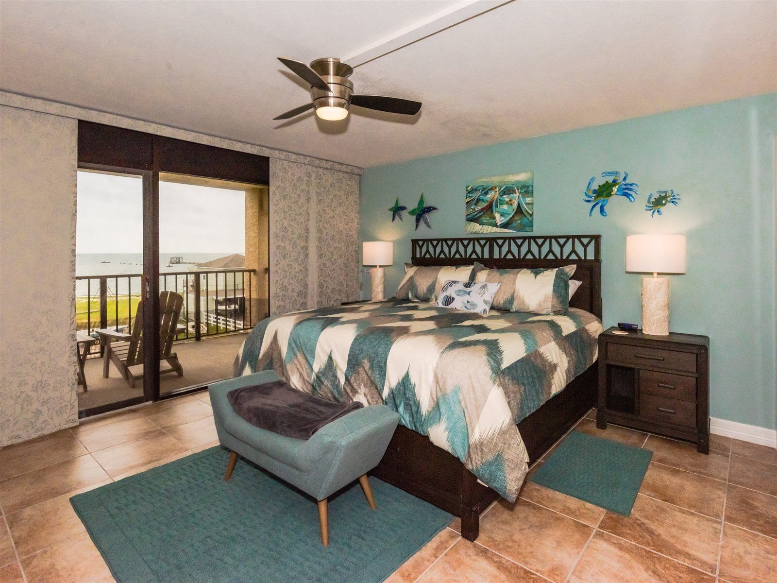 公寓式客房, 多张床, 露台 (Sade's Place - No Pets Allowed) | 2 多间卧室、特色装修、特色家居、免费 WiFi