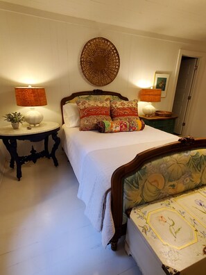 1 chambre, fer et planche à repasser, Wi-Fi gratuit, draps fournis