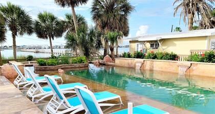 Little Bay Club by Miss Kitty’s