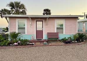Condo (1 Bedroom) | Property amenity