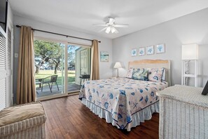 Lejlighed - flere senge - terrasse - udsigt til have (#21 - Pets) | 2 soveværelser, individuelt design, individuel indretning, gratis Wi-Fi