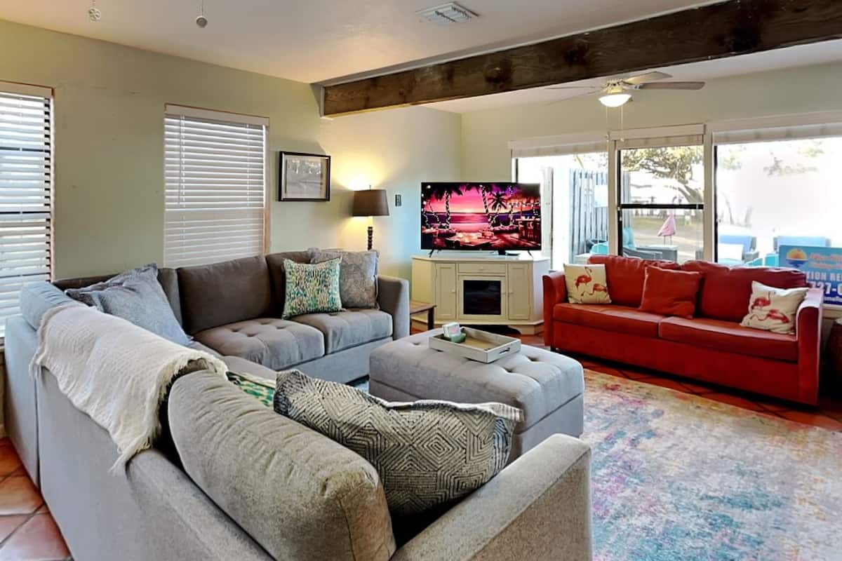 Condo, Multiple Beds (Sun Harbor Cottage #1 - Pet Friendly) | Living area | TV