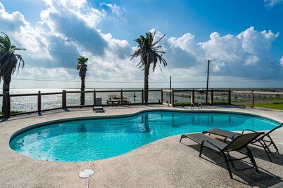 Sun Harbor Cottages by Miss Kitty’s