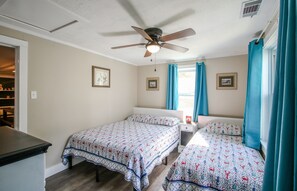 5 bedrooms, individually decorated, desk, laptop workspace