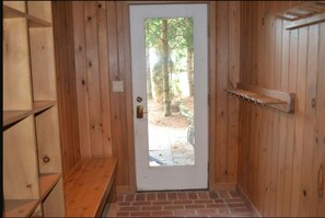 Interior - Rare Ski-In/Ski-Out Townhome! Windham Mountain at your back door! (Windham)