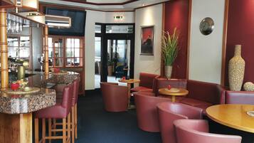 Bar (in der Unterkunft)