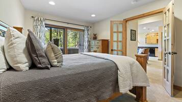 4 chambres, lit parapluie, Wi-Fi gratuit, draps fournis