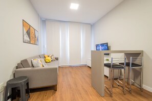 Business Studio Suite, 1 Double Bed, Kitchen | Living room - Kazanoah - São Judas (São Paulo)
