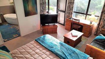 1 bedroom, iron/ironing board, internet, bed sheets
